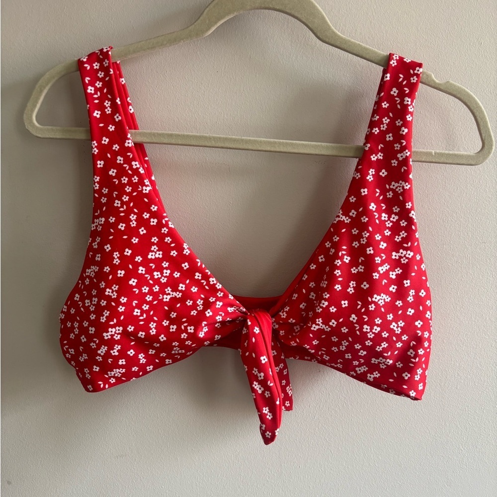 Zaful Ditsy Floral Bikini Top